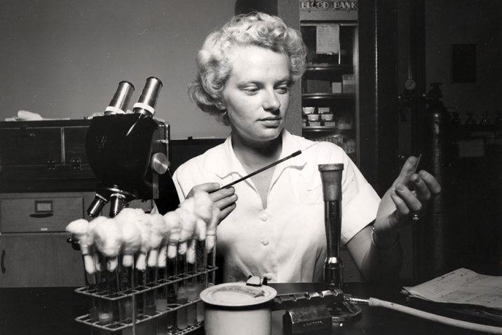 photo from article Former medical technology chair creates endowment for laboratory sciences