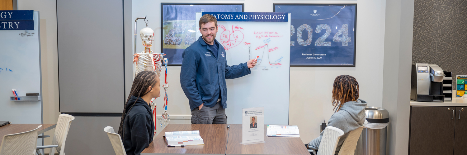 Students receiving tutoring in the ASC