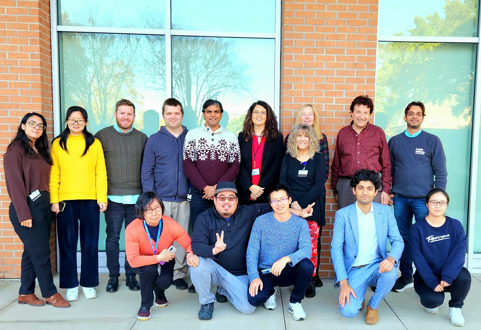 Hedrick and Ley Lab members celebrate Chrismas