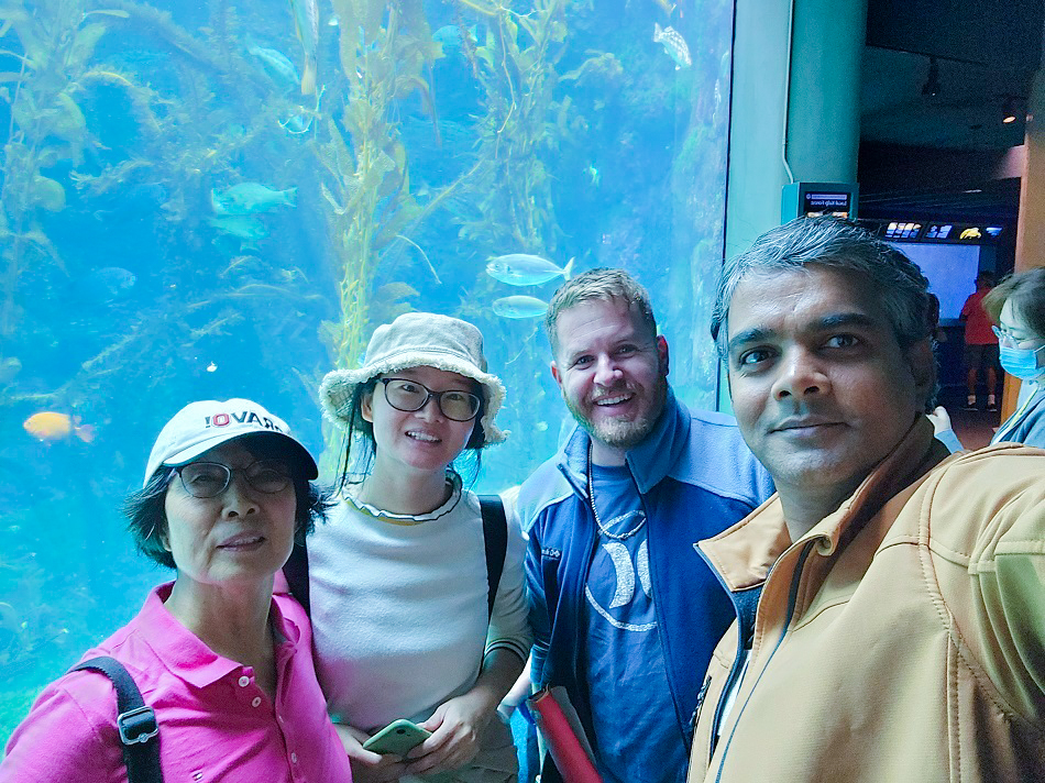 Hedrick and lab at Aquarium