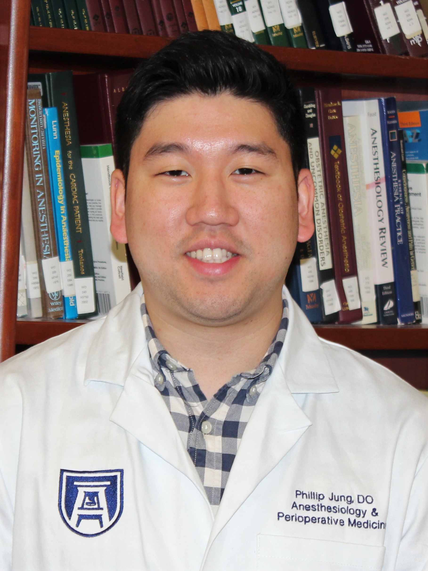 Photo of 
Philip Jung, DO
(Chief Resident)
