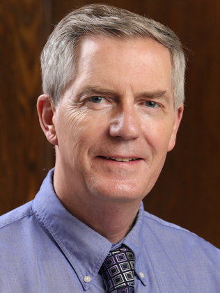 photo of Dr. Robert Mackin