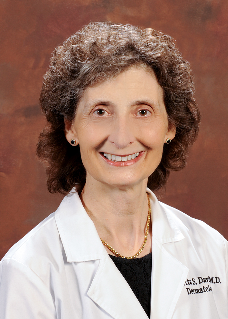 photo of Loretta Davis, MD