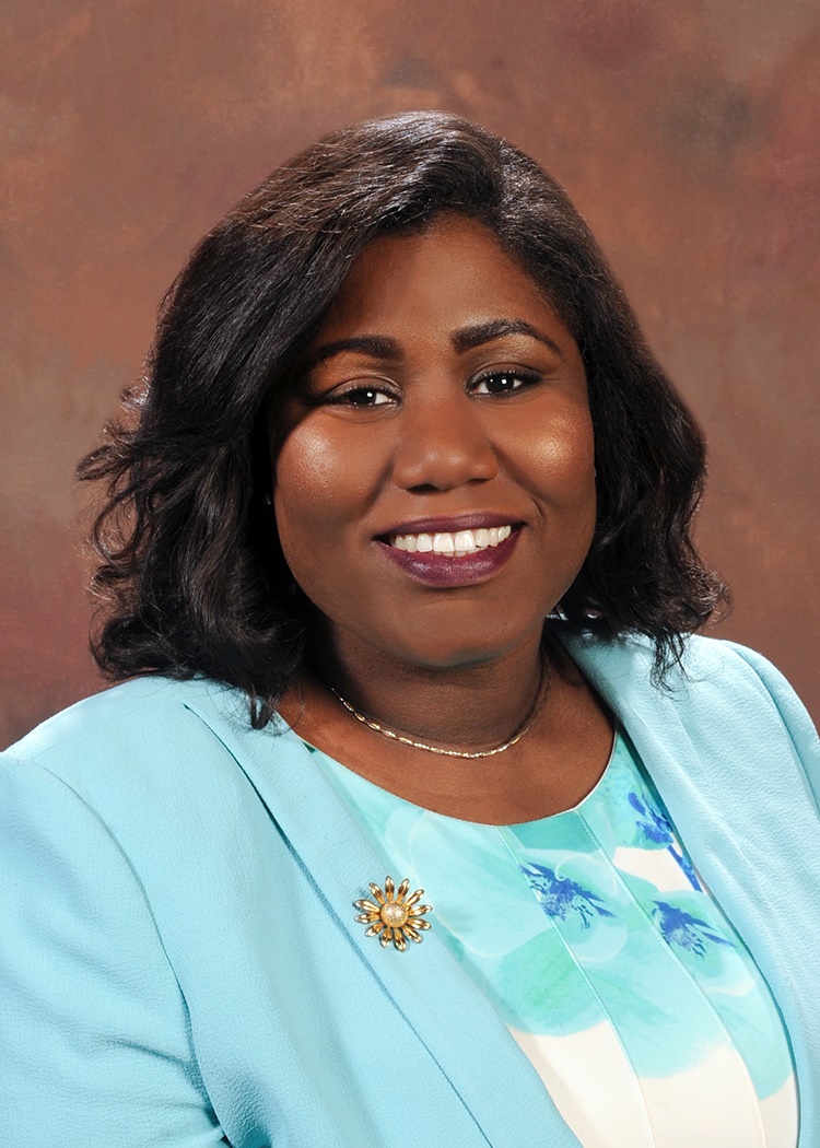photo of Cassandre Perard, MD