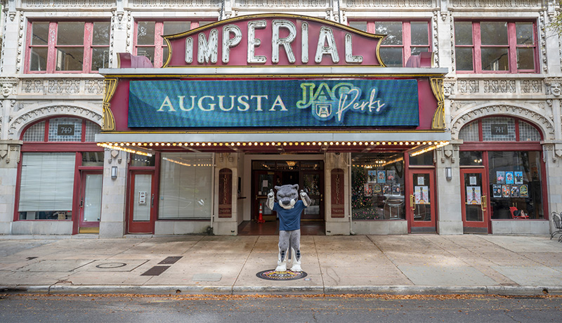 Go to Imperial Theatre