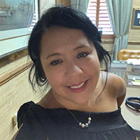 photo of Debra "Debi" Deeder
