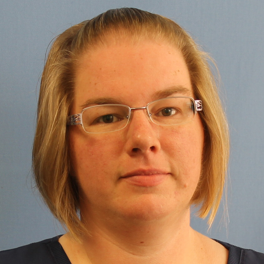 Headshot of Kerstin Carswell