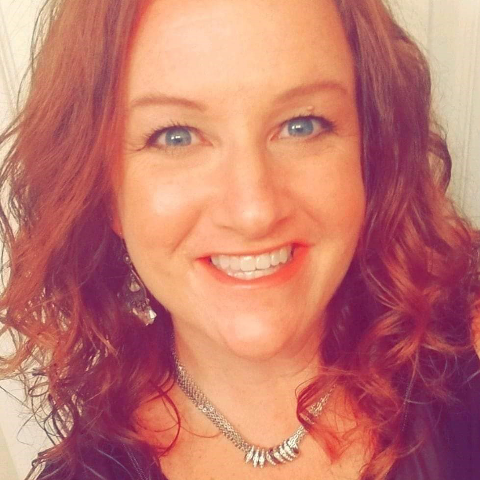 Headshot of Kelly Cooksey