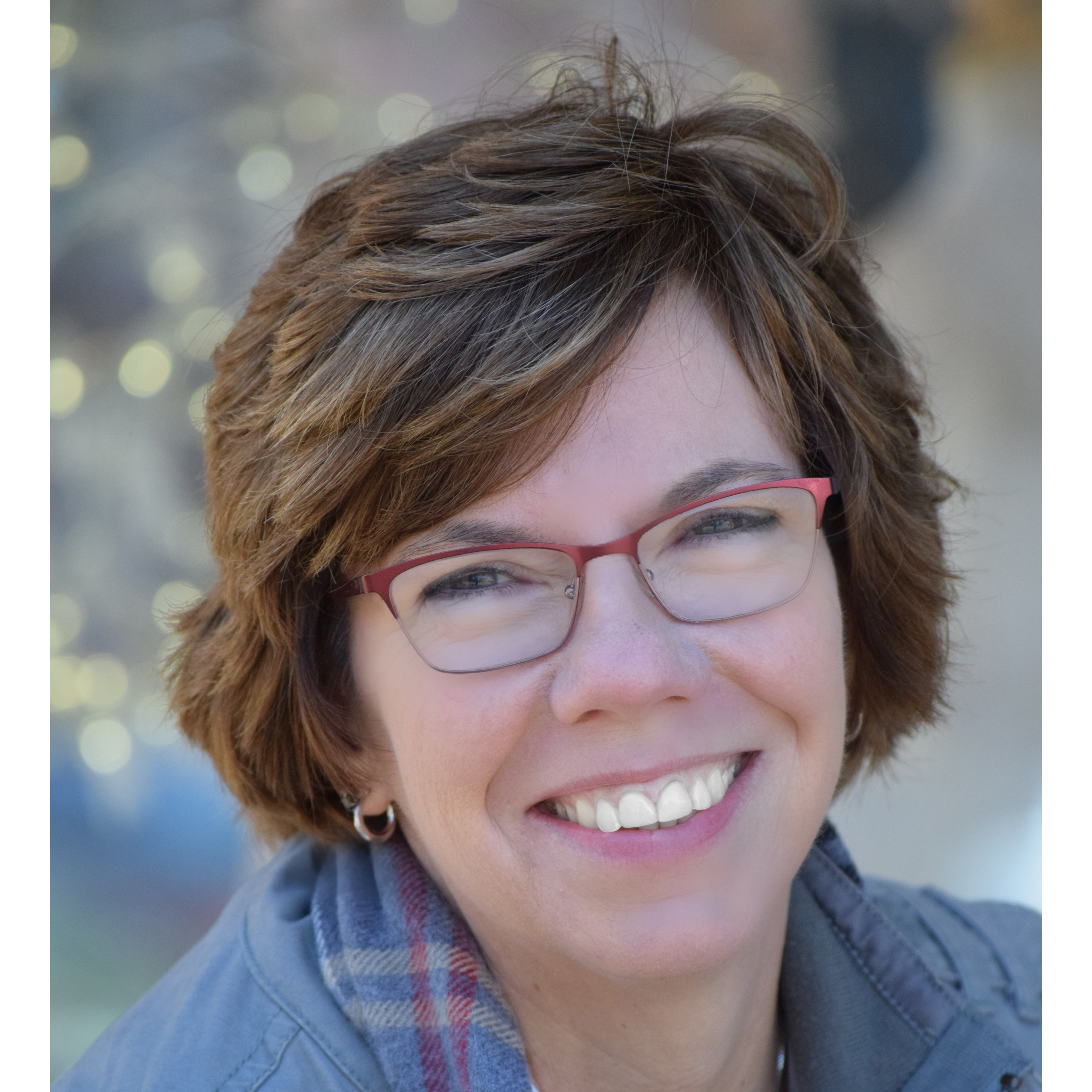Headshot of Kimberly Gray