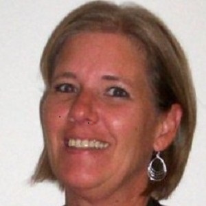 Headshot of Cynthia Basner